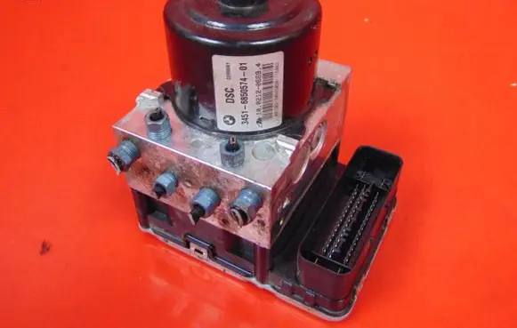 Audi A3 S3 8V ABS Pump 68505746850575