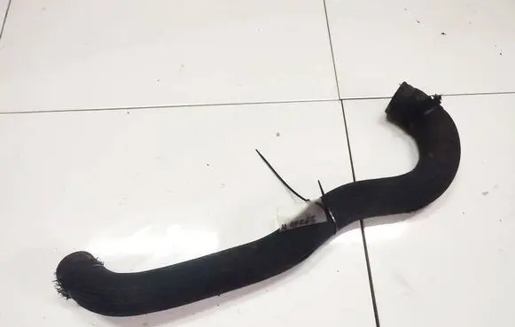 Chrysler 300 - 300C Air intake hose/pipe