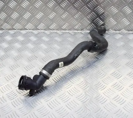 Audi A4 S4 B9 8W Engine coolant pipe/hose 8W0122055P