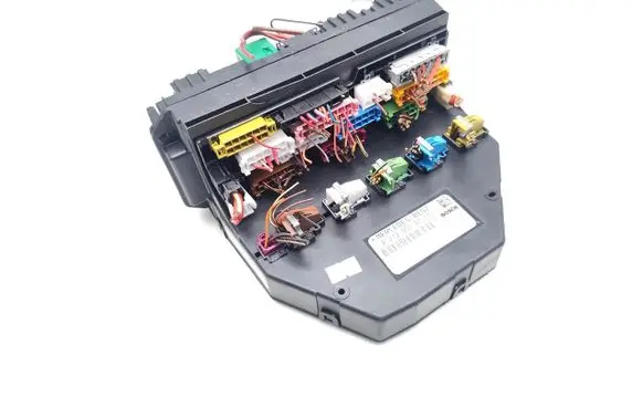 Mercedes-Benz E W212 Fuse module A2129008307 A2129016100 A2129020603