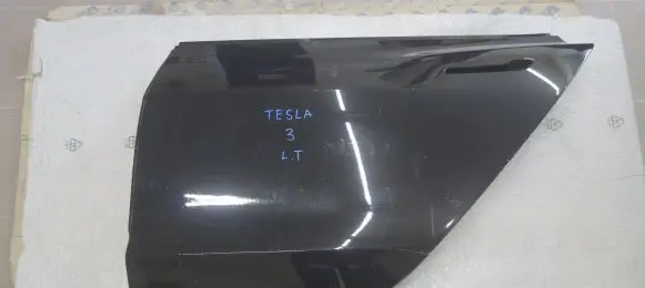 Tesla Model 3 Rear door 1081441ECC