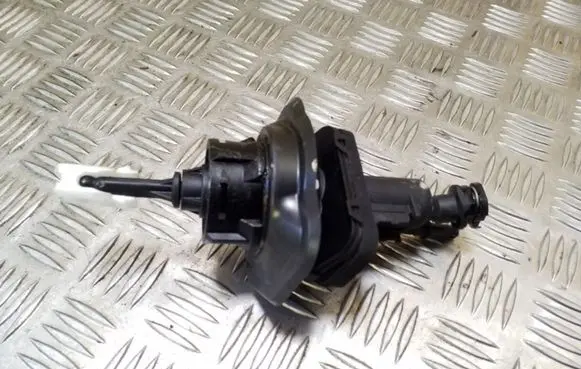 Mazda 3 II Clutch master cylinder 3M517A543BF
