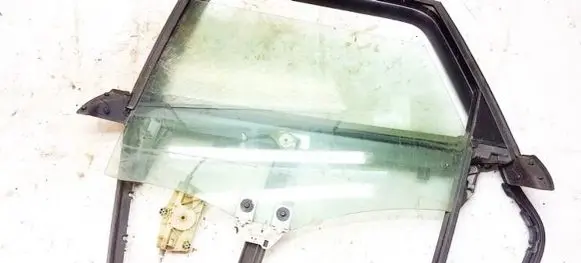 Audi A6 S6 C6 4F Rear door window/glass frame 