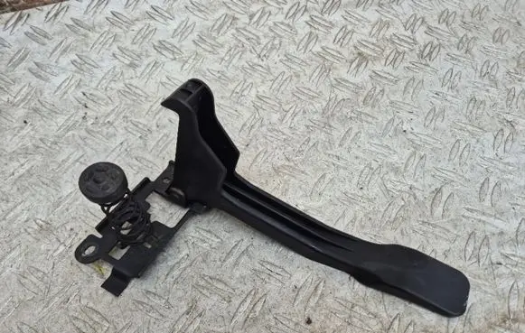 Renault Megane III Engine bonnet (hood) release handle 656030006R