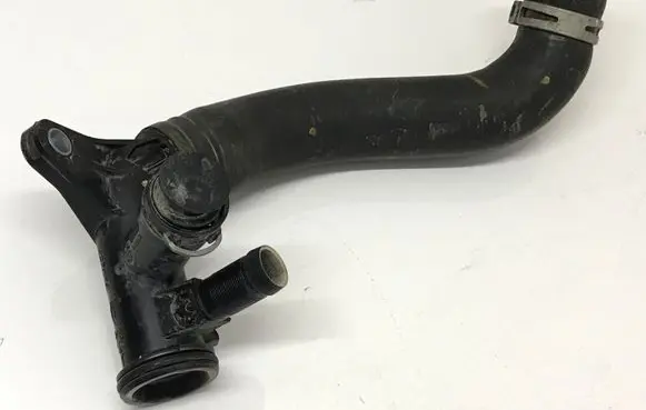 Peugeot 3008 I Engine coolant pipe/hose 1122501