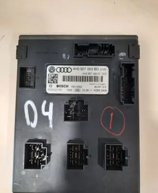 Audi A8 S8 D4 4H Comfort/convenience module 4H0907063B
