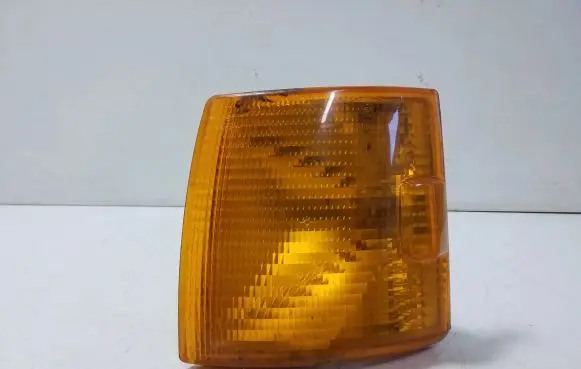 Volkswagen Transporter - Caravelle T4 Front indicator light 136405