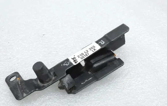 Opel Vivaro Sliding door check strap stopper 91165710 4409260