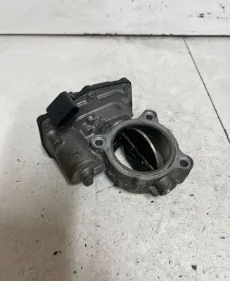 BMW 5 F10 F11 Engine shut-off valve 10378517 7810752