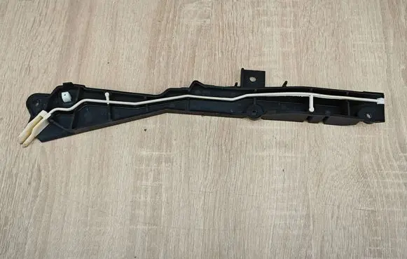 BMW 4 G22 G23 G24 G26 Other engine bay part 6991227