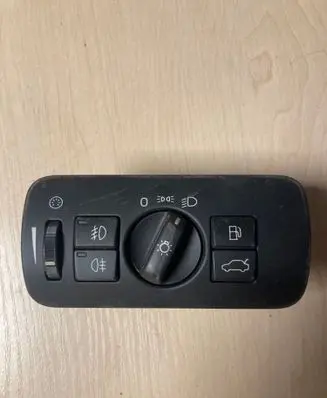 Volvo XC70 Light switch 30739414