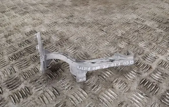 Infiniti Q50 Air filter cleaner box bracket assembly A6510941522