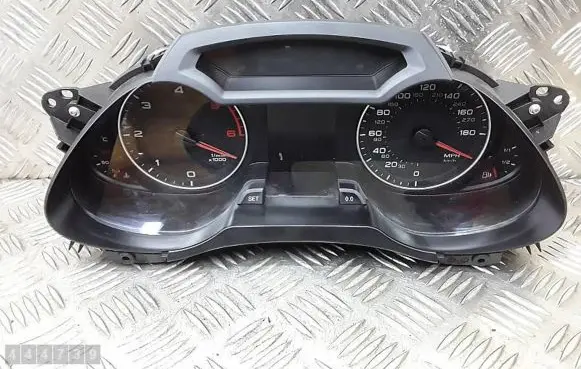 Audi A4 S4 B8 8K Speedometer (instrument cluster) 8K0920980N