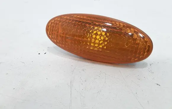 Nissan Almera N16 Front fender indicator light