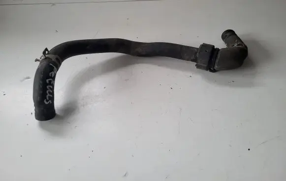 Honda CR-V Engine coolant pipe/hose