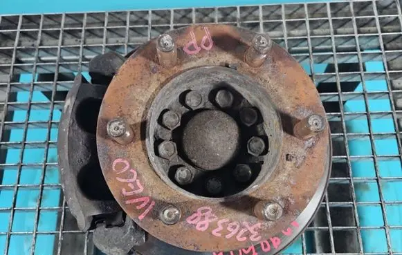 Iveco Daily 4th gen Front wheel hub spindle knuckle IMPRK1398503