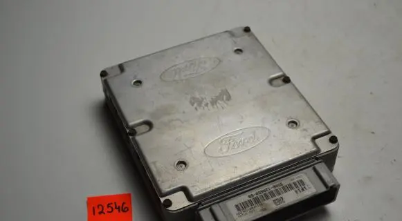 Ford Fiesta Engine control unit/module 92AB12A650EB CSD20 B16F00154LBQ