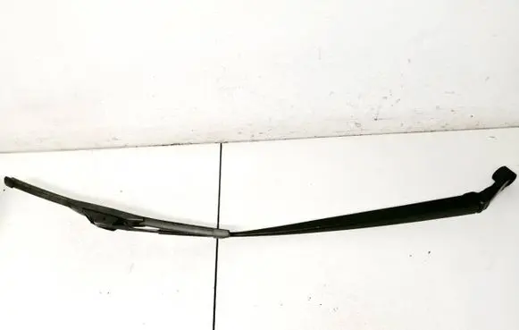 Toyota Corolla E140 E150 Front wiper blade arm