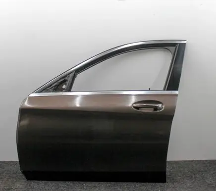 Mercedes-Benz C W205 Front door 