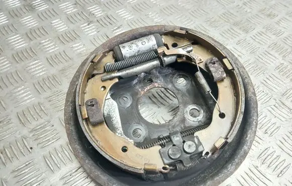Honda Fit Handbrake/parking brake pads 
