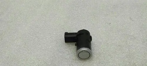 BMW 7 E65 E66 Front parking sensor holder (PDC) 6907128