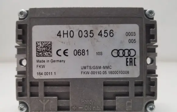 Volkswagen Touran III Aerial antenna amplifier 4H0035456