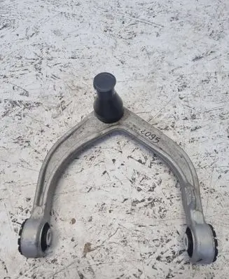Volvo XC90 Front lower control arm/wishbone 31360630
