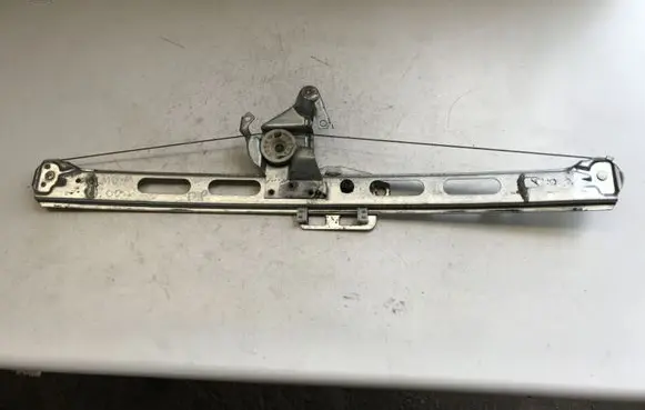Mercedes-Benz A W168 Front window lifting mechanism without motor