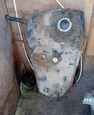 Toyota Corolla Verso AR10 Fuel tank 