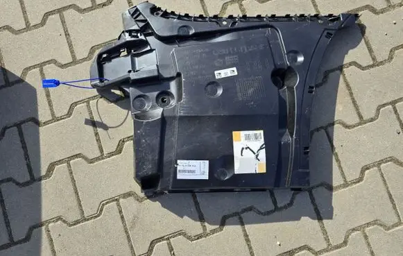 BMW 5 G30 G31 G38 Rear bumper mounting bracket 9498618
