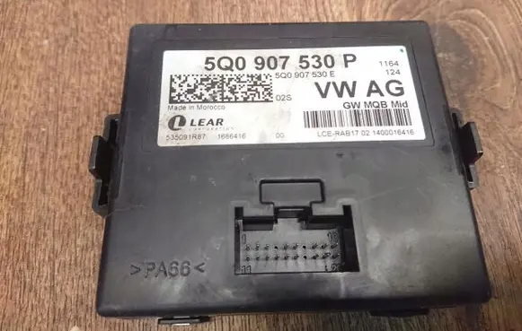 Volkswagen Golf VII Gateway control module