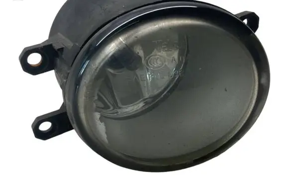 Toyota Avensis T270 Front fog light 812100D042 39207401