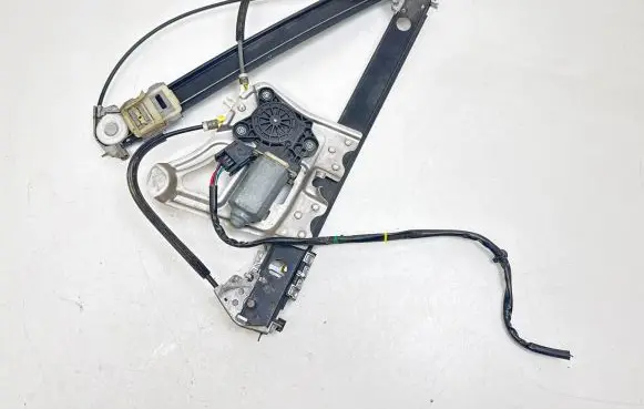 Mercedes-Benz S W220 Front door window regulator with motor A2207200346