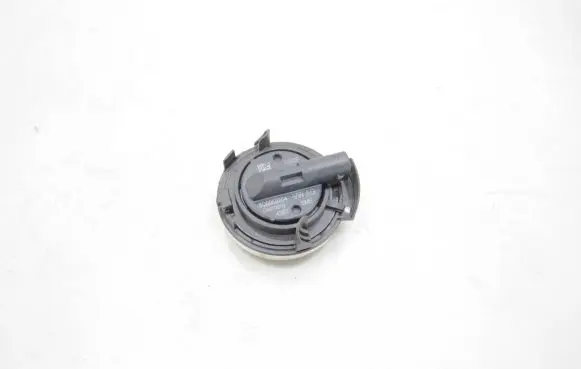 Volkswagen Golf VII Airbag deployment crash/impact sensor 5Q0959354 4382 03438