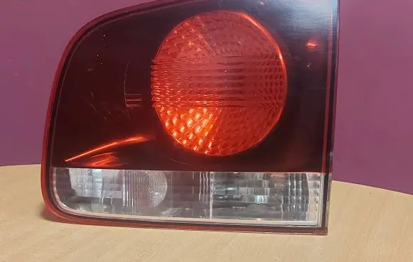 Volkswagen Touareg I Tailgate rear/tail lights 7L6945094T