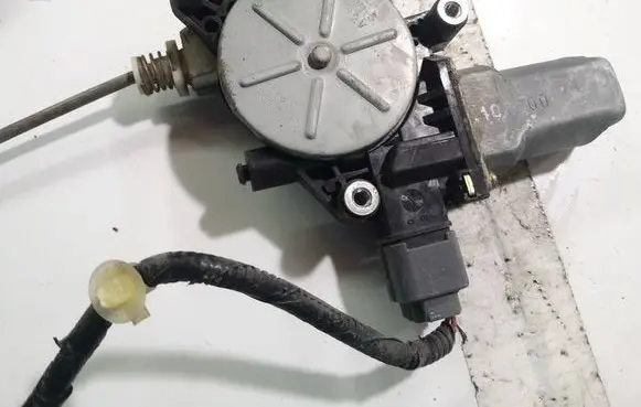 Honda Accord Rear door window regulator motor 102100