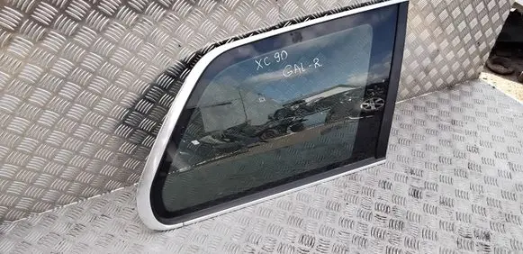 Volvo XC90 Rear side window