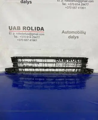 Volkswagen PASSAT B8 Front bumper lower grill 3G0853677A 3G0853671