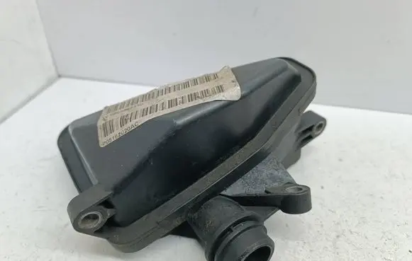 Jeep Grand Cherokee (WK) Intake resonator A6421400087 6421400087