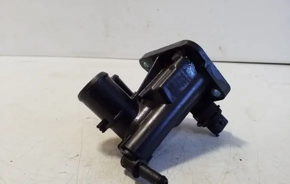 Fiat 500L Thermostat/thermostat housing 55233327