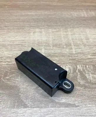 Mercedes-Benz CLS C219 Airbag deployment crash/impact sensor A0038200726 821761664