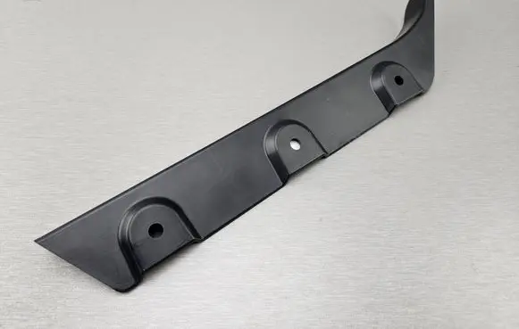 BMW X5 E70 Front splash guards bracket 7185575 51777185575