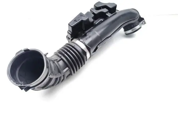 Air intake hose/pipe