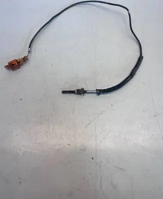 Volkswagen Eos Exhaust gas temperature sensor 03G906088D