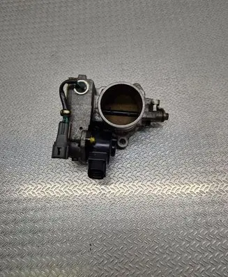 Toyota Corolla E120 E130 Throttle valve 8967221020