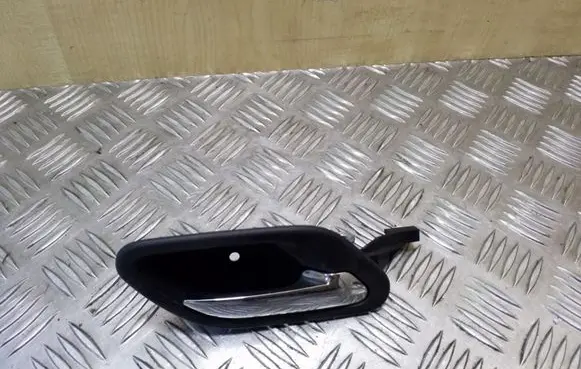 BMW 5 E39 Rear door interior handle 8226050