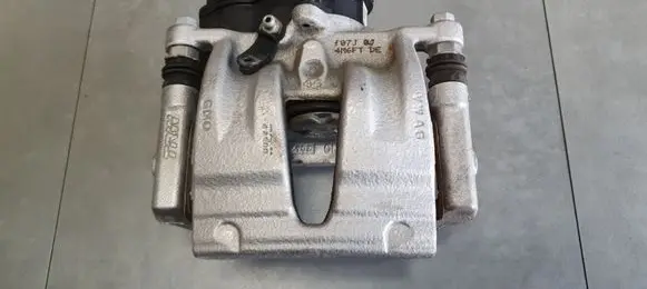 Audi Q8 Rear brake caliper 4M040GFT 4M0615404A