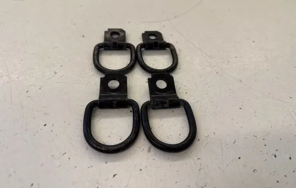 Opel Vivaro Tie down hook / loop 