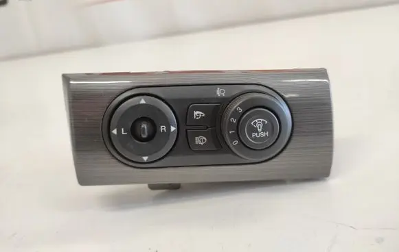 Chevrolet Captiva Wing mirror switch EQ7C15