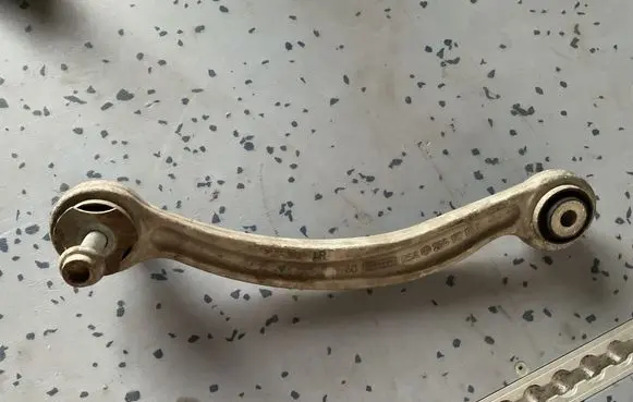Mercedes-Benz C W204 Rear control arm 20409F12